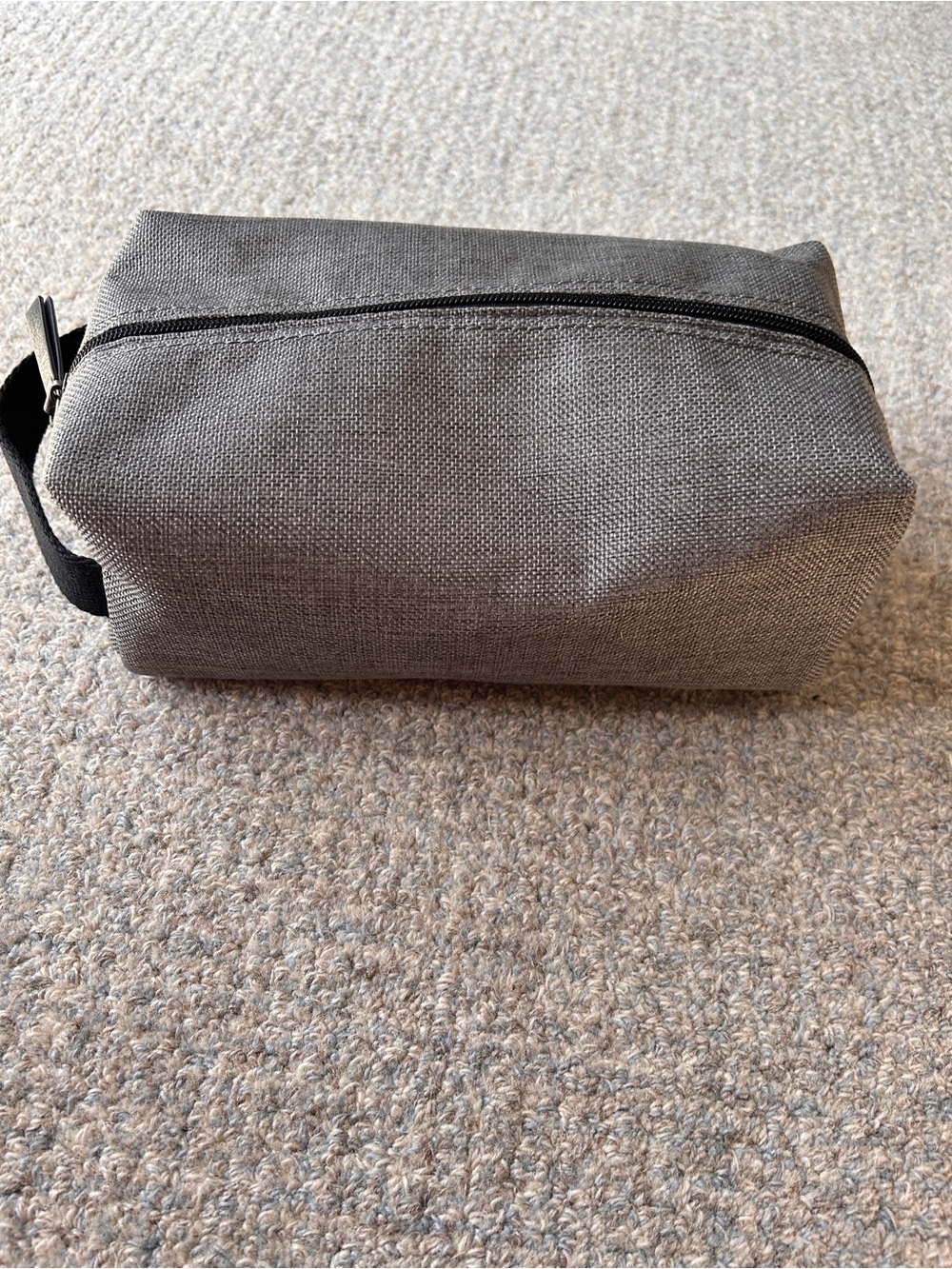 NWT The Sak Trek Travel Pouch Gray Canvas Dopp Kit Toiletry Bag